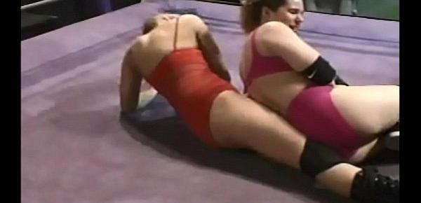  MUST SEE FEMALE and MIXED WESTLING VIDEOS - Volume 1
